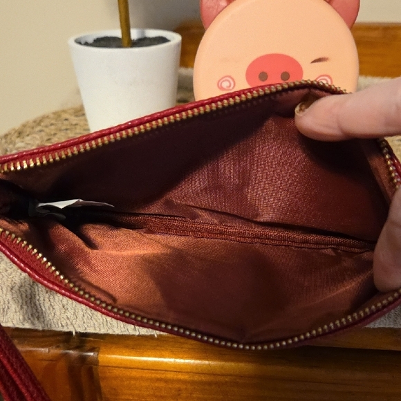 Adrienne Vittadini Embossed Red Wristlet - Picture 3 of 4